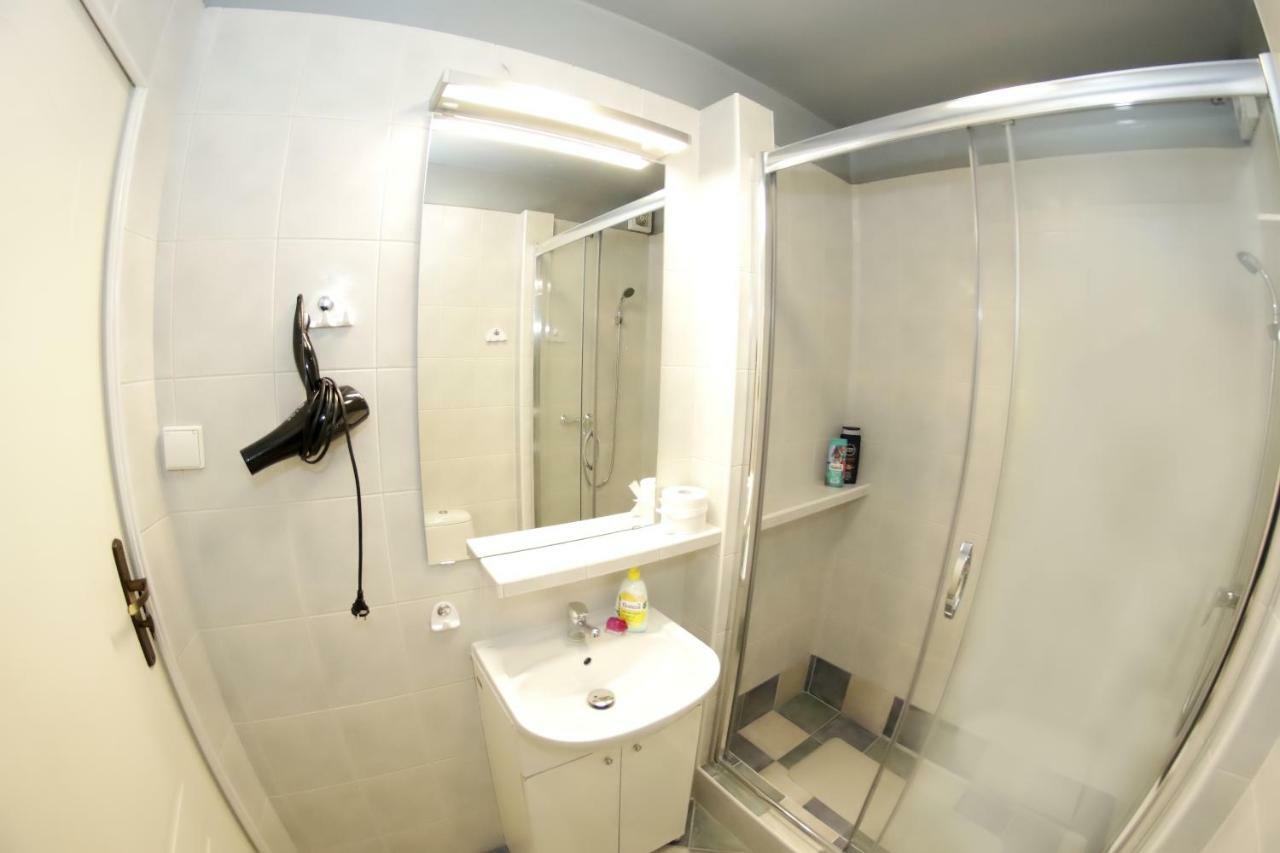 Apartament Na Gdynskiej Apartment กดัญสก์ ภายนอก รูปภาพ