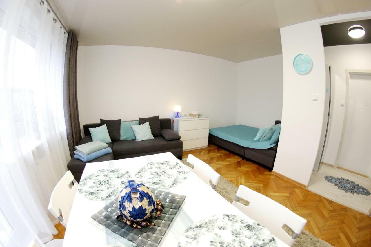 Apartament Na Gdynskiej Apartment กดัญสก์ ภายนอก รูปภาพ